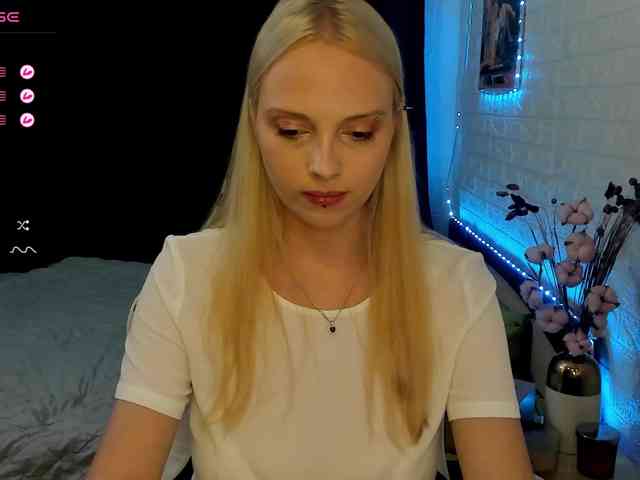 AmelieAndersen webcam
