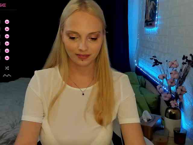 AmelieAndersen webcam
