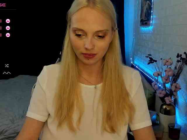 AmelieAndersen webcam