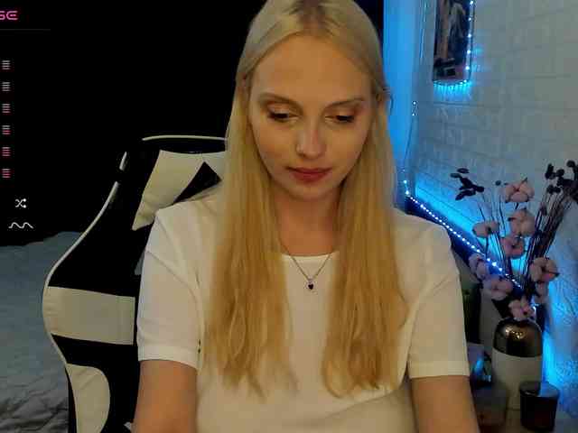 AmelieAndersen webcam