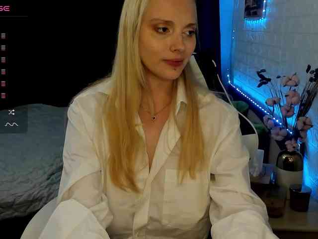AmelieAndersen webcam
