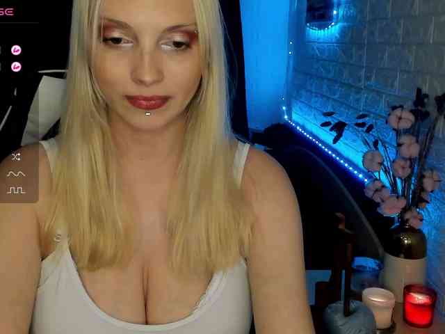 AmelieAndersen webcam