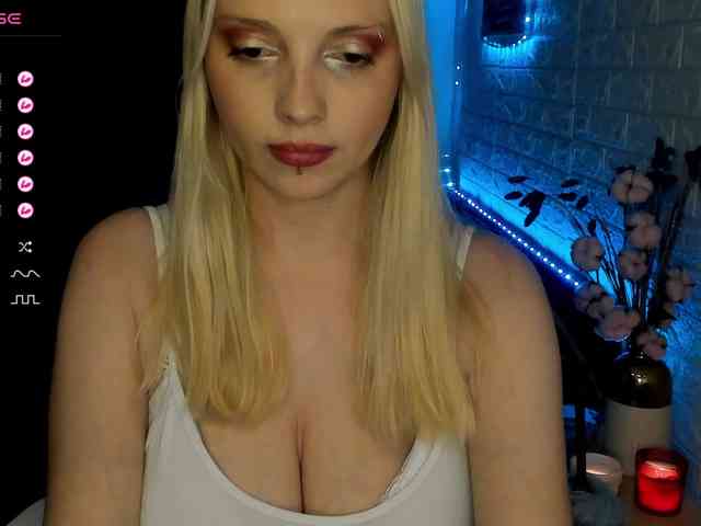 AmelieAndersen webcam