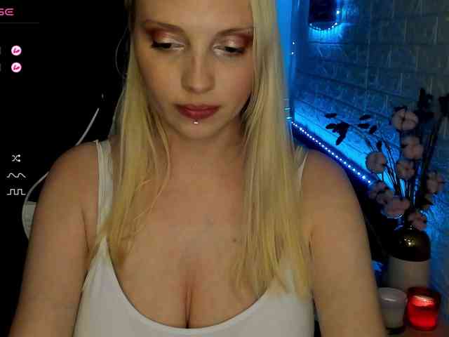 AmelieAndersen webcam