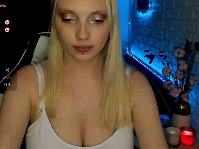 AmelieAndersen webcam