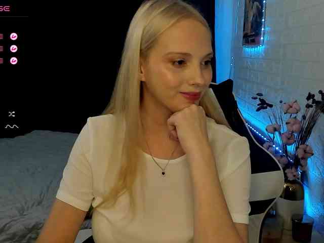 AmelieAndersen webcam