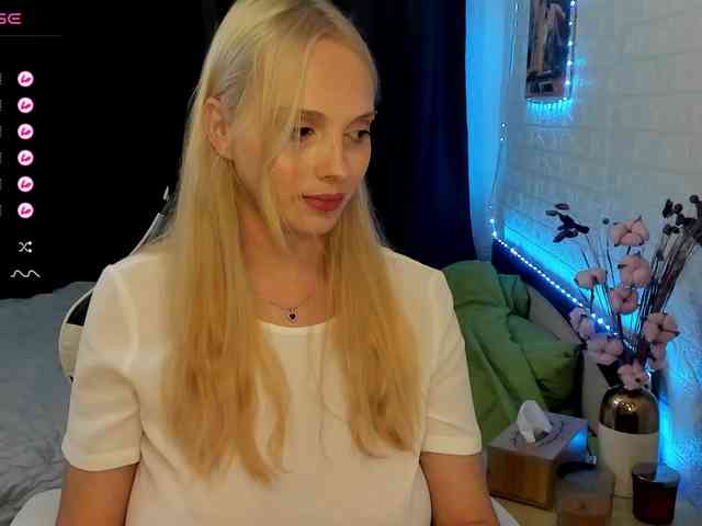 AmelieAndersen webcam