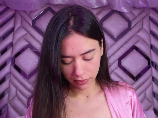 ZaraMiller webcam