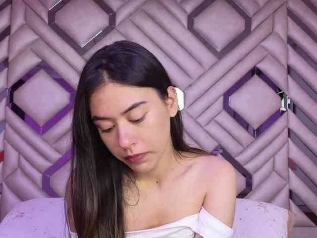 SashaCollinss SashaCollinss