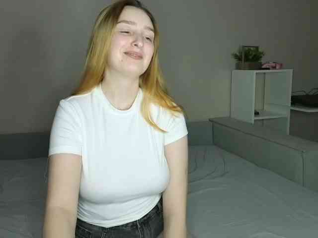 Sweet-Little-Lie webcam