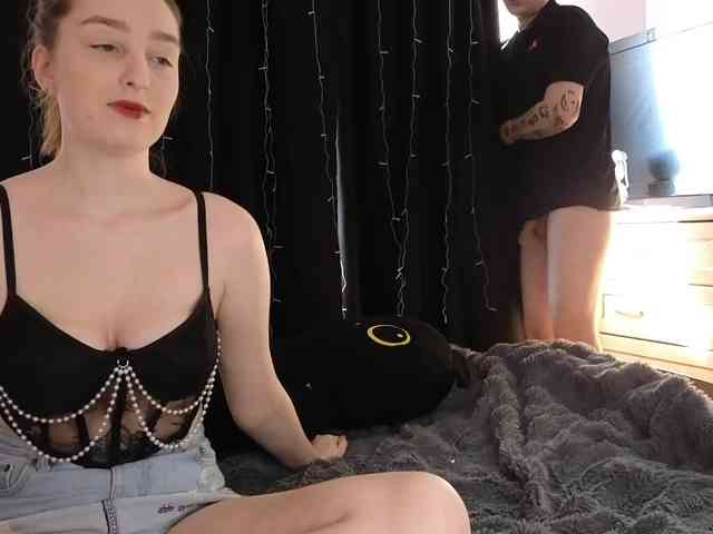 Sweet-Little-Lie webcam