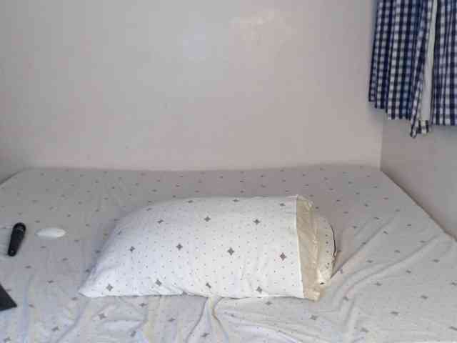 JolieNoir webcam