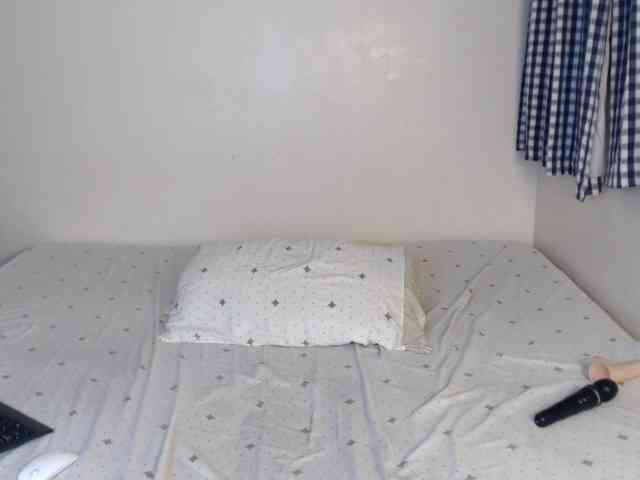 JolieNoir webcam