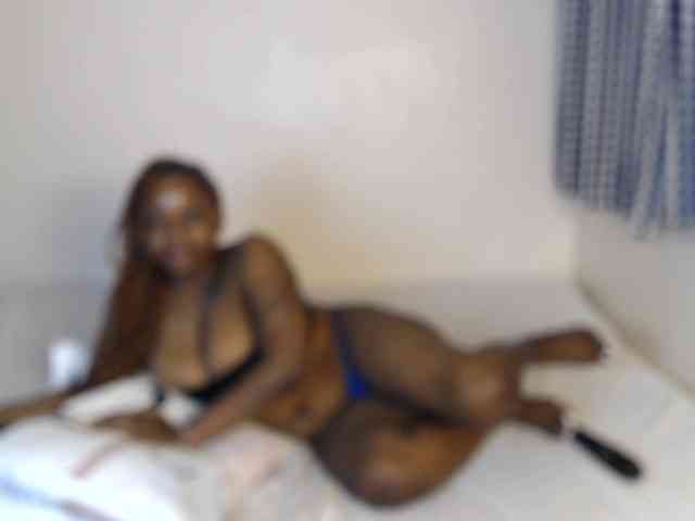 JolieNoir webcam