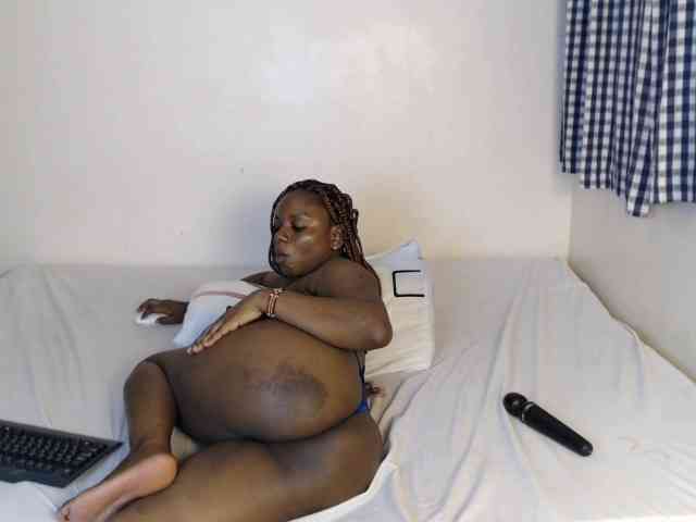 JolieNoir webcam