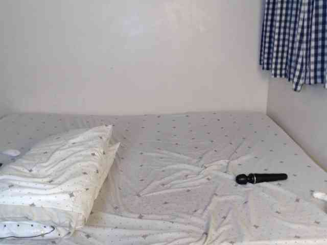 JolieNoir webcam