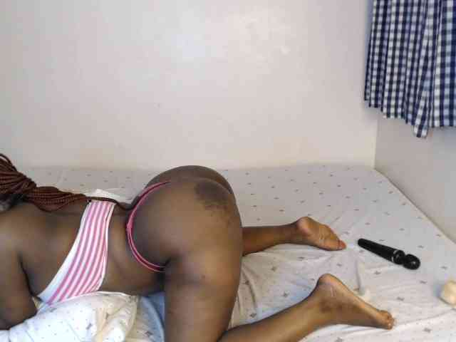 JolieNoir webcam