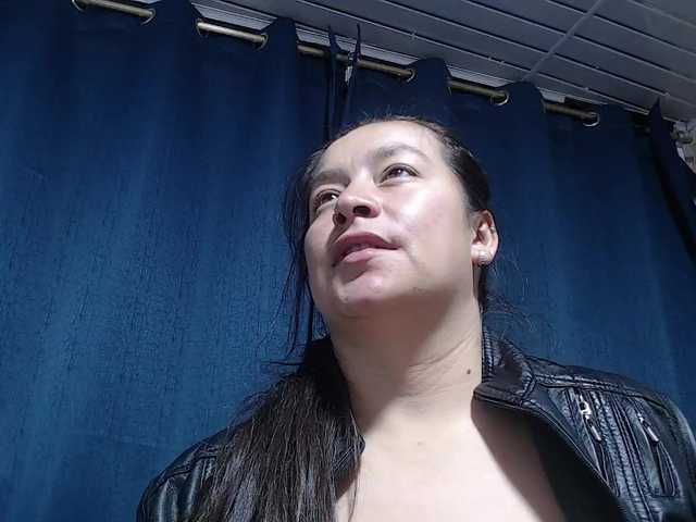 monickhot303av's BongaCams show and profile