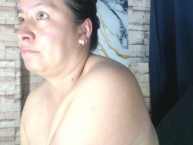 monickhot303av's BongaCams show and profile