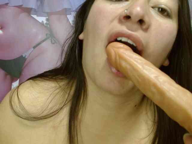 monickhot303av webcam