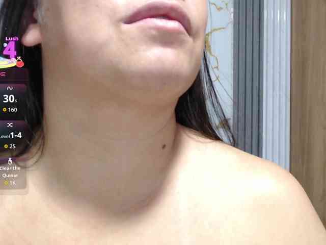 monickhot303av webcam