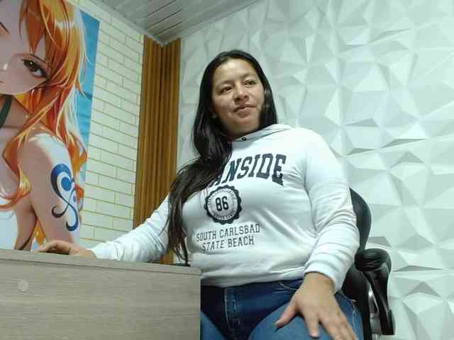 monickhot303av webcam