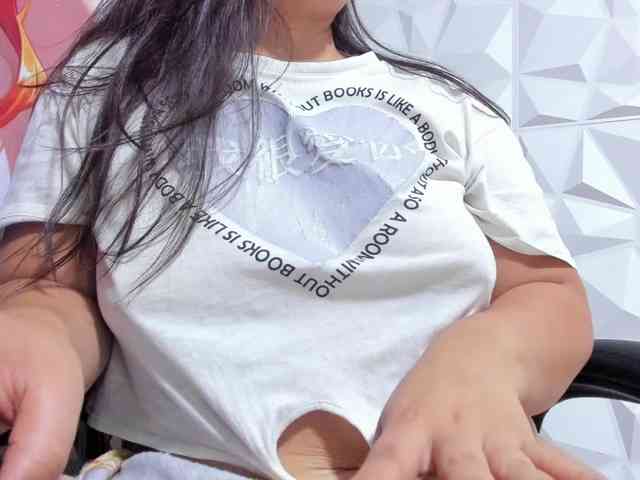 monickhot303av webcam