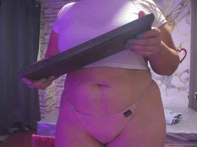 monickhot303av webcam