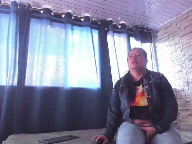 monickhot303av webcam