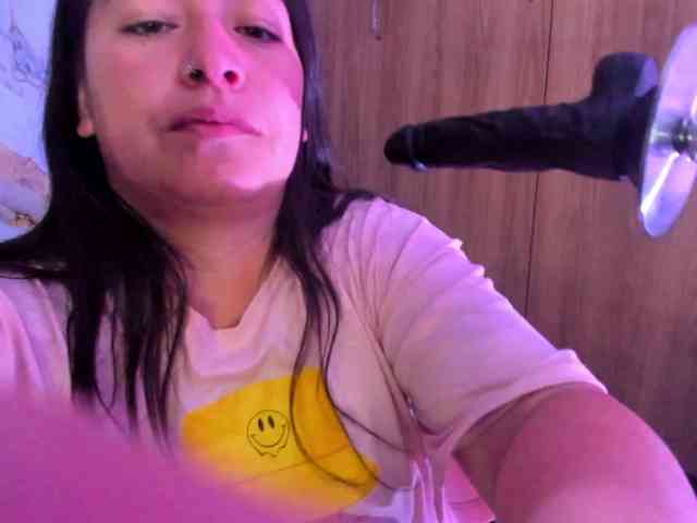 monickhot303av webcam