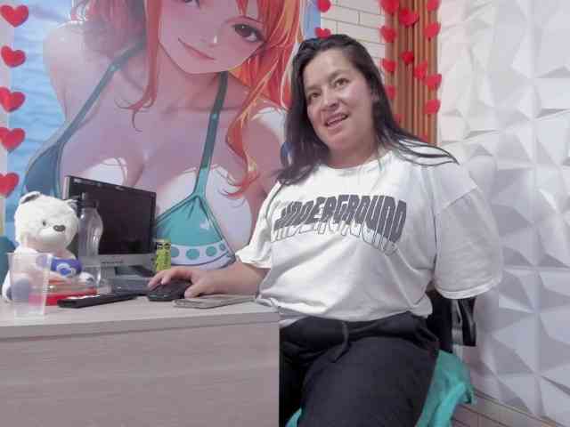 monickhot303av webcam