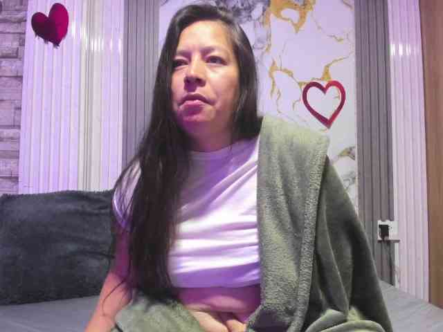 monickhot303av webcam