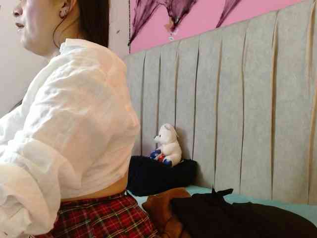 monickhot303av webcam