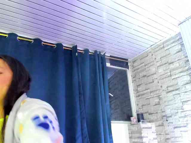 monickhot303av webcam