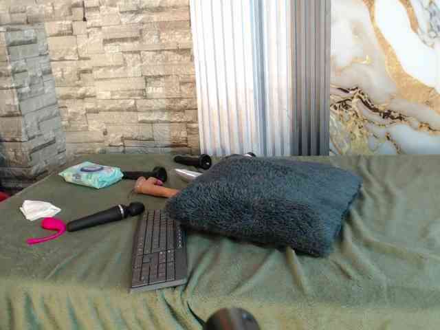 monickhot303av webcam