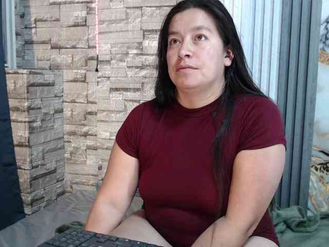 monickhot303av webcam