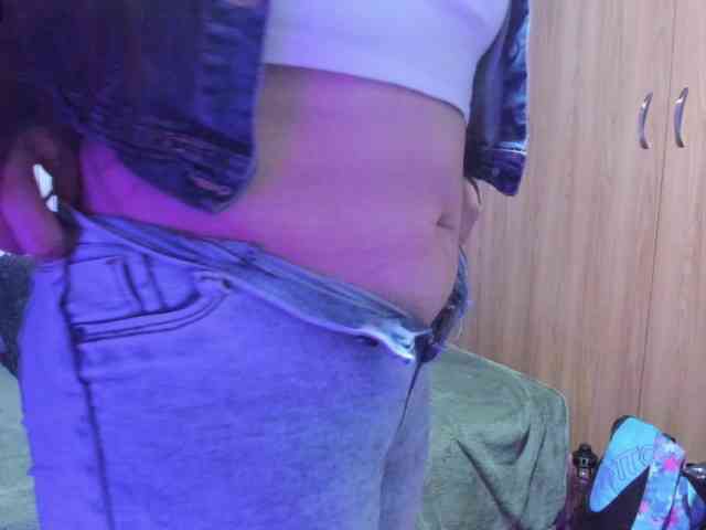 monickhot303av webcam