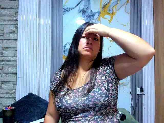 monickhot303av webcam