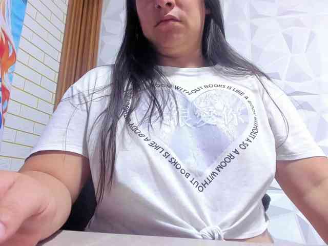 monickhot303av webcam