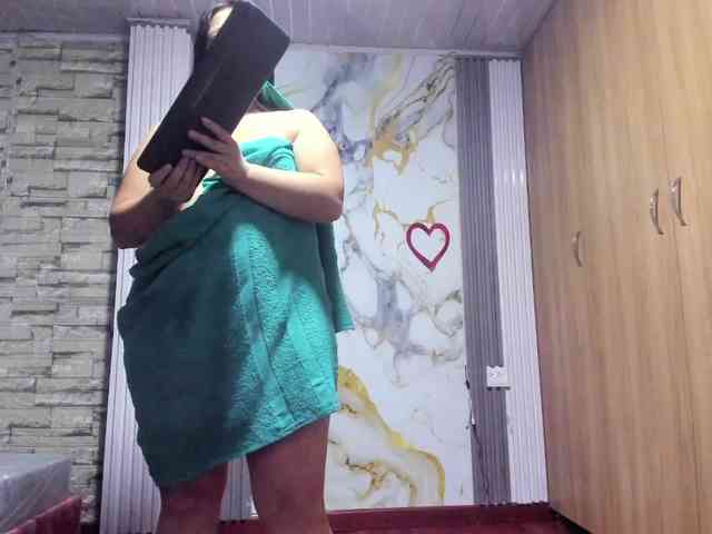 monickhot303av webcam