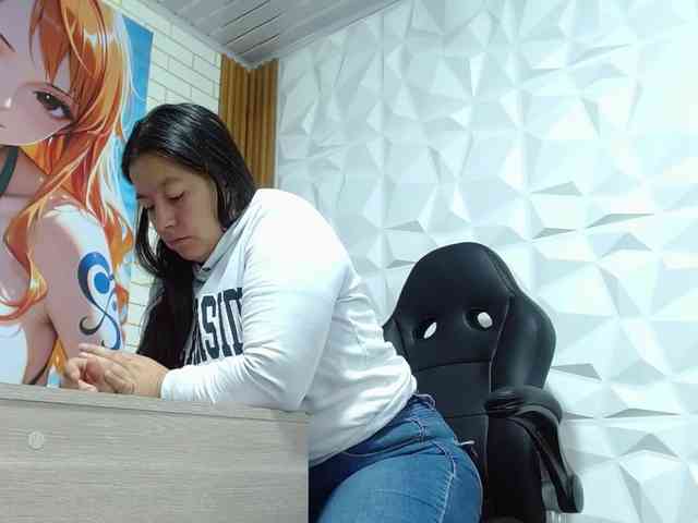 monickhot303av webcam