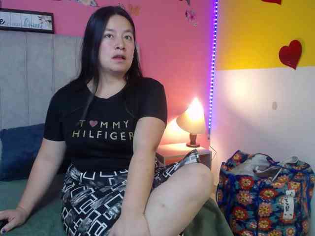 monickhot303av webcam