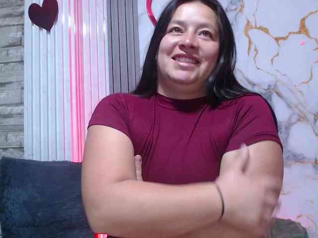 monickhot303av webcam