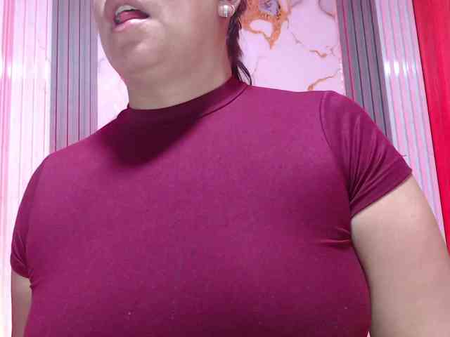 monickhot303av webcam