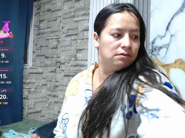 monickhot303av webcam