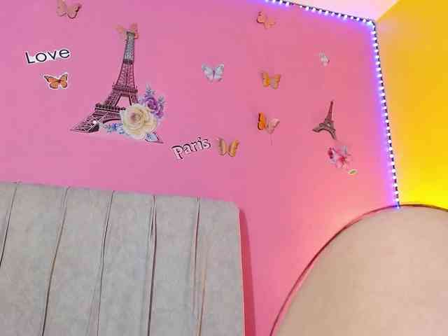 monickhot303av webcam