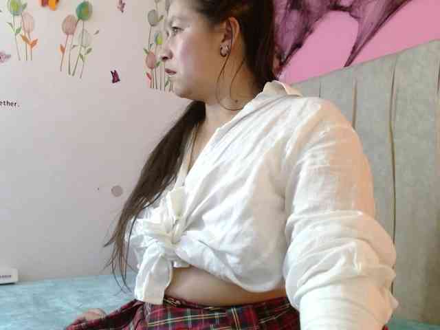 monickhot303av webcam