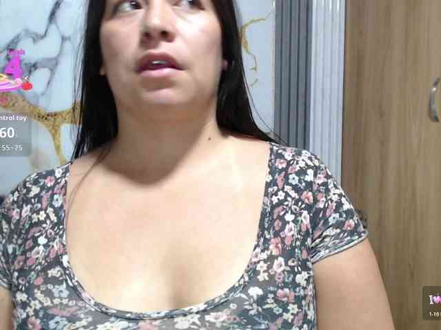 monickhot303av webcam