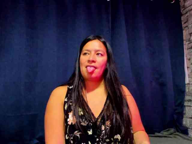 monickhot303av webcam