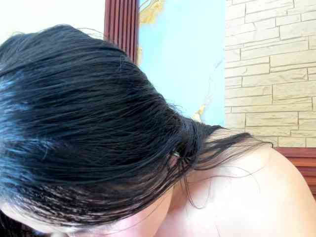 monickhot303av webcam